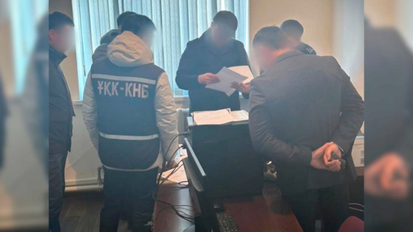 ҰҚК заңсыз көші-қон қызметімен айналысқан күдіктілерді ұстады