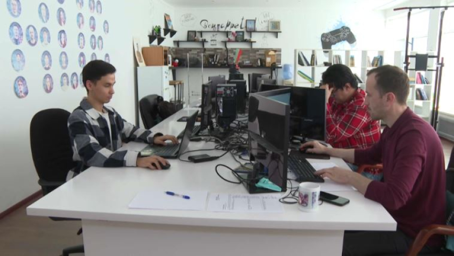 Павлодарлық студент бот-көмекші ойлап тапты