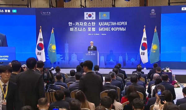 Қазақстан мен Оңтүстік Корея басшылары 11 құжатқа қол қойды