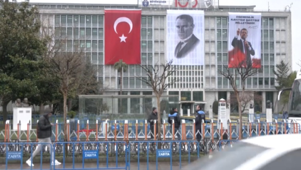 В Анкаре до 1 апреля ввели запрет на массовые собрания