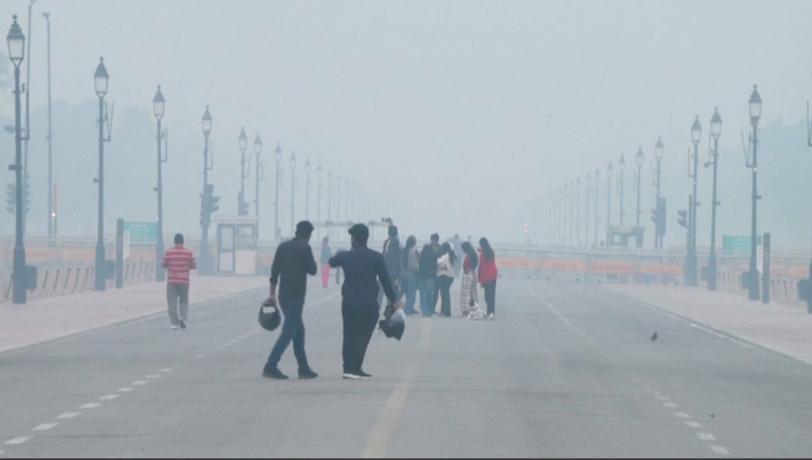 Үндістанда қалаларды қою түтін басты