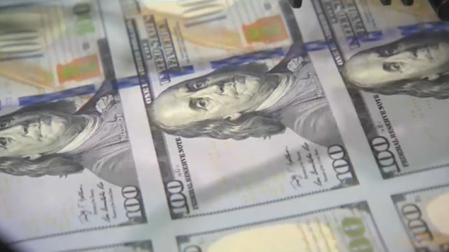 Доллар взлетел из-за атак на Ближнем Востоке