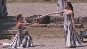 Репетиция церемонии зажжения Олимпийского огня прошла в Греции