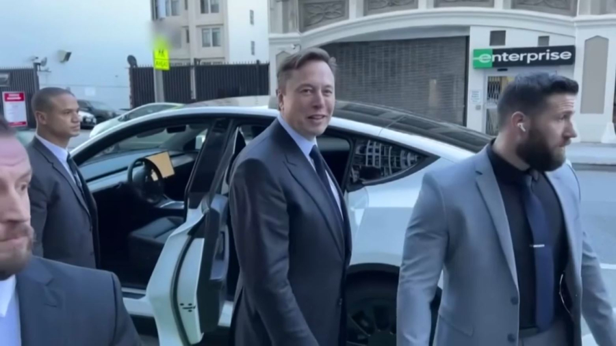 Илон Маск қайтадан әлемдегі ең бай адам атанды