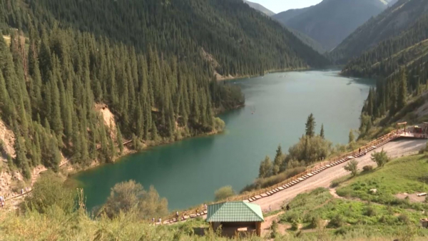 Биыл Көлсай көлдеріне 233 мың турист келді