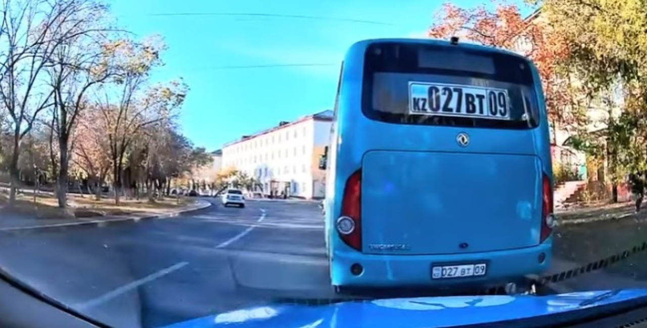 Қарағандыда мас күйде автобус тізгіндеген жүргізуші ұсталды