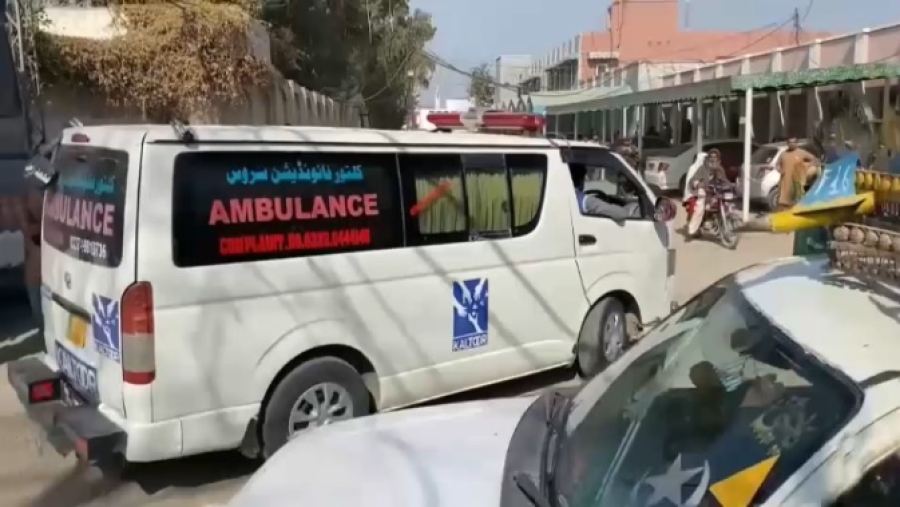 Взрыв возле полицейского участка прогремел в Пакистане