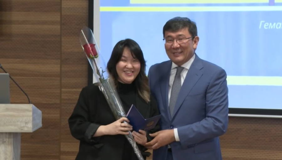 43 врача окончили резидентуру Национального научного онкоцентра