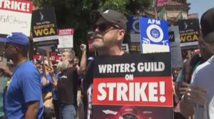 В Лос-Анджелесе прошла забастовка сценаристов