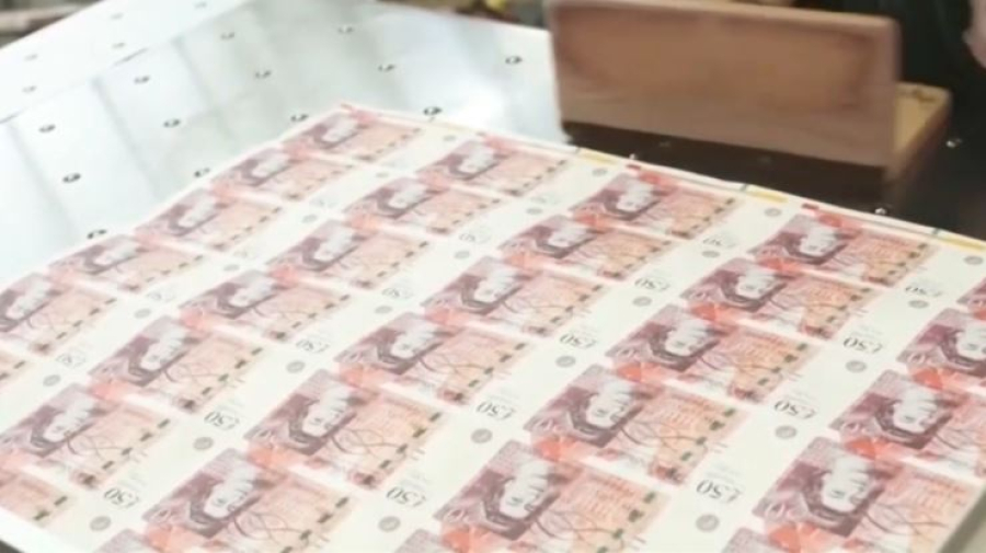 Инфляция в Великобритании достигла самого высокого уровня за 15 месяцев