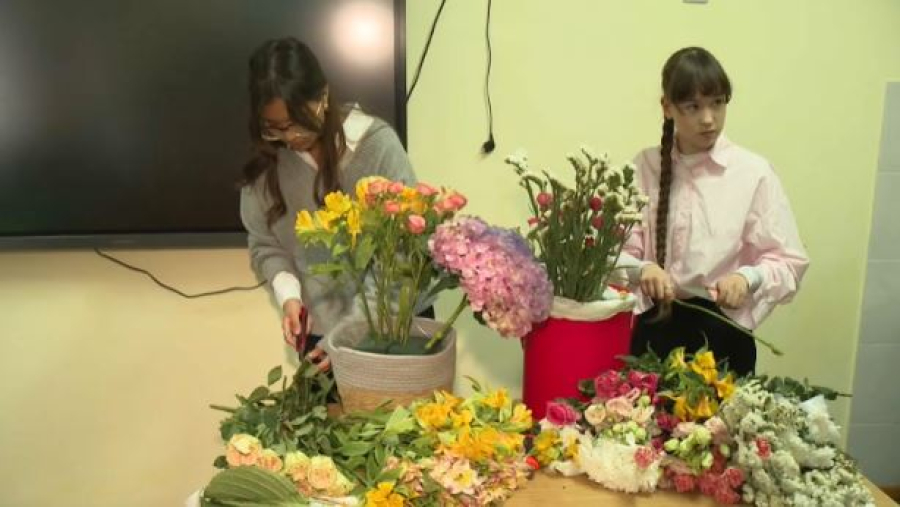 Городской фестиваль тюльпанов прошёл в Алматы