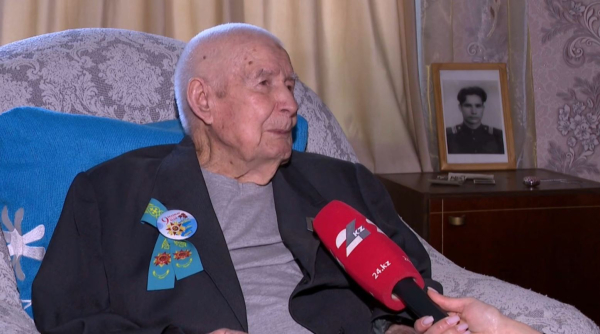 99-летний ветеран поздравил казахстанцев с 80-летием Победы