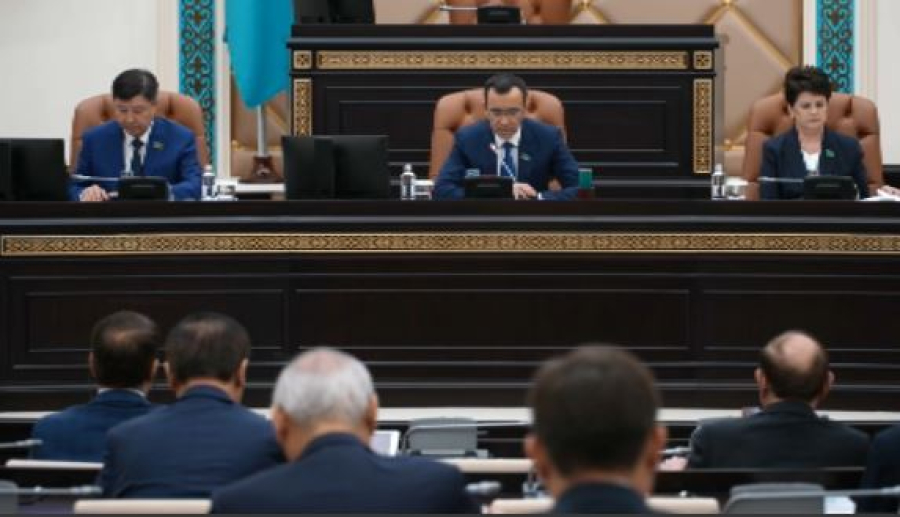 Каспийдің түбімен «жасыл» энергия тасымалданады