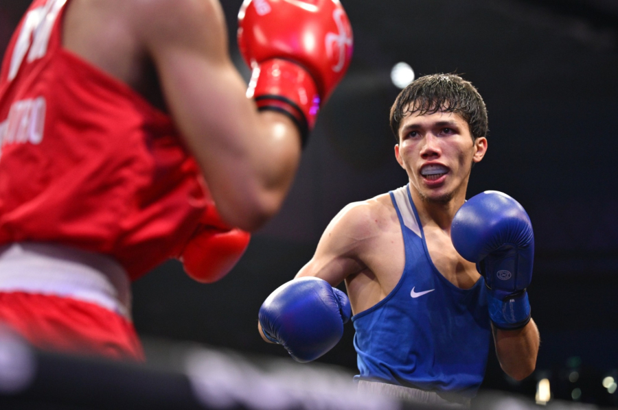 Боксшы Санжар Тәшкенбай Азия чемпионатында жеңіліп қалды