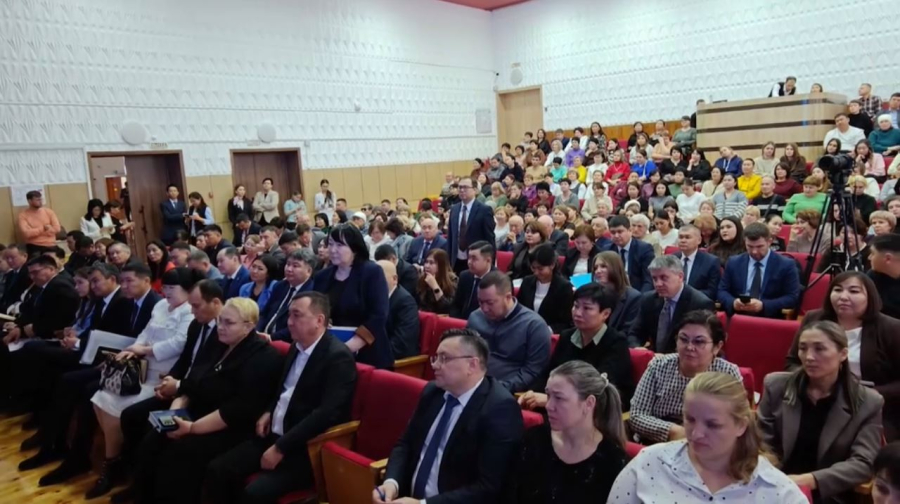 Министр здравоохранения встретилась с жителями Костанайской области