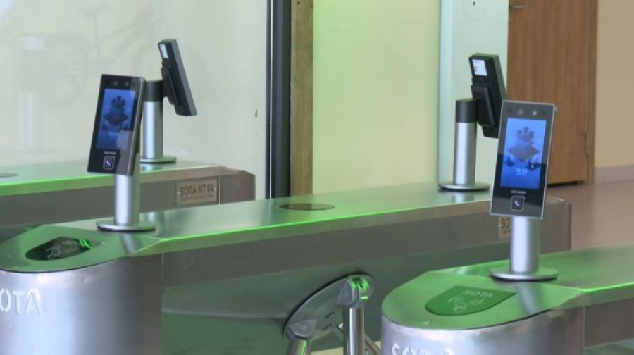 ИИ управляет школьными камерами