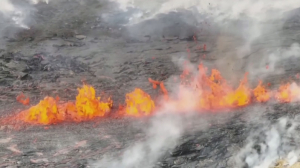 Извержение вулкана началось близ столицы Исландии