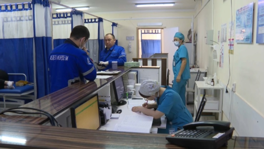 Состояние раненого замакима Шымкента стабильно тяжелое