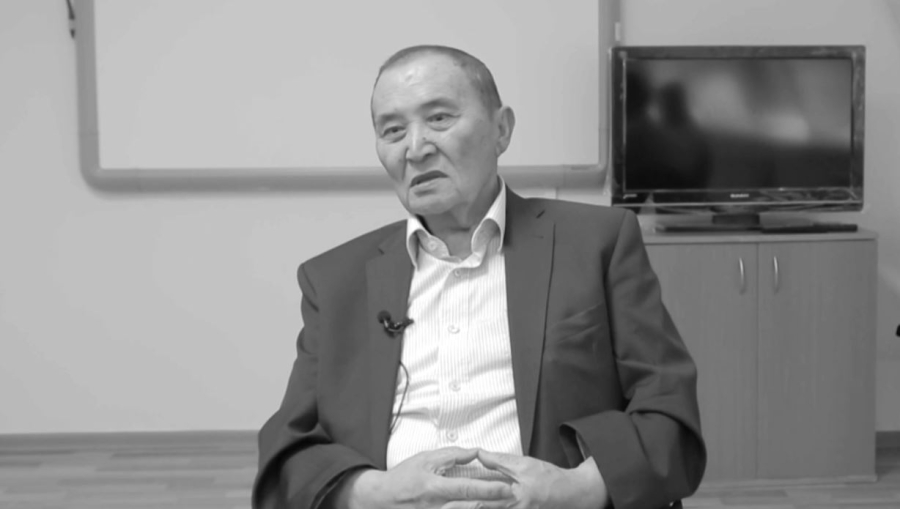 Жазушылар Әкім Тарази туралы: Оның өнері мен өнегесі мәңгілік