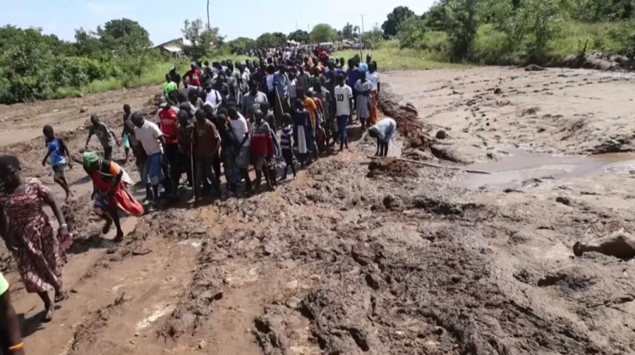 Кенияда лай көшкінінен 26 адам опат болды