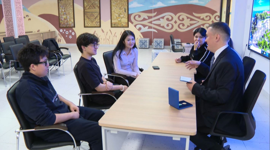 Елордада білімділер бәйгесі басталды