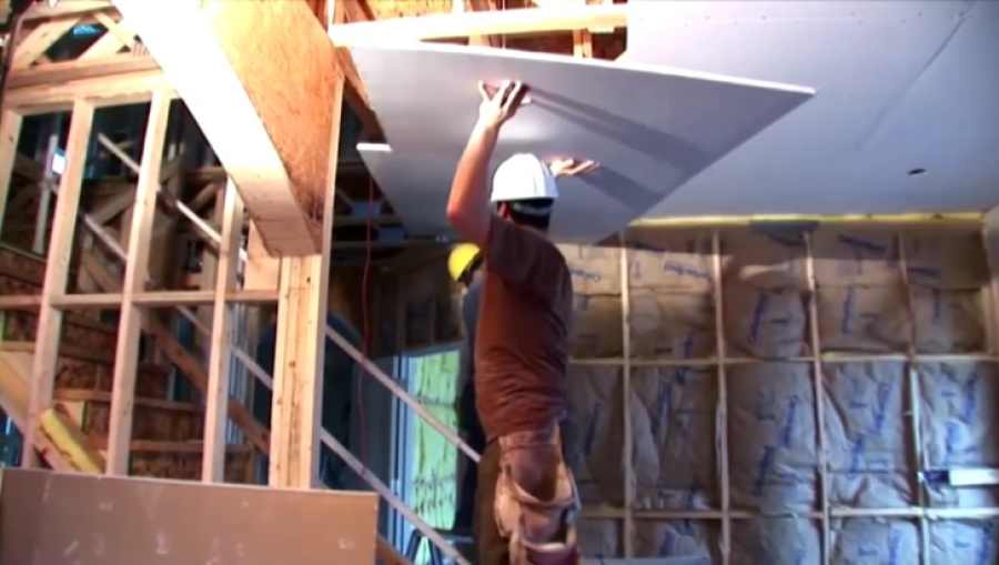 Безработица в США достигла четырехлетнего максимума