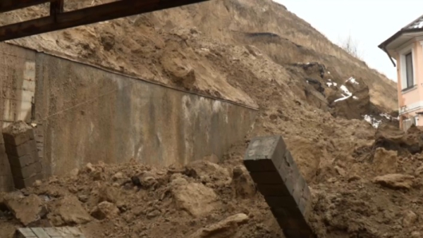 Оползень сошел в Бесагаше