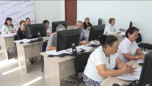 Атырауских пенсионеров бесплатно обучают английскому языку