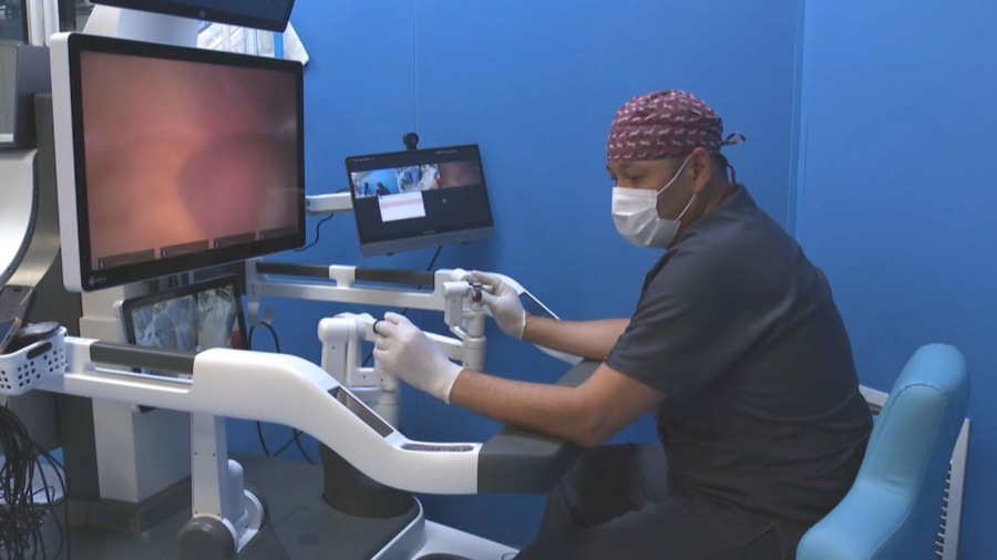 Қатерлі ісікке шалдыққан науқасқа қашықтан операция жасалды