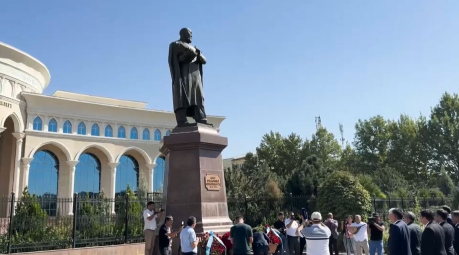 День Абая празднуют в Узбекистане