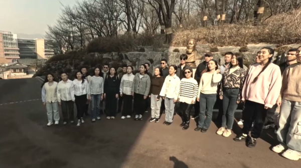 Оңтүстік Кореяда Абайдың 180 жылдығына арналған флешмоб өтті