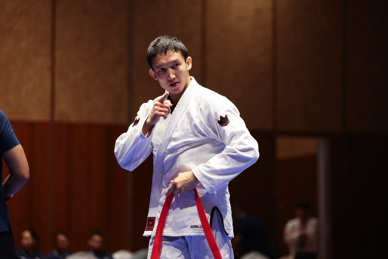 Нуржан Батырбеков завоевал золотую медаль Азиатских пляжных игр-2026