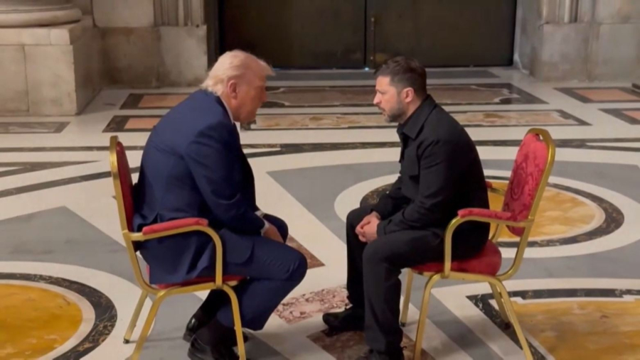 Д. Трамп пен В. Зеленский Ватиканда кездесу өткізді