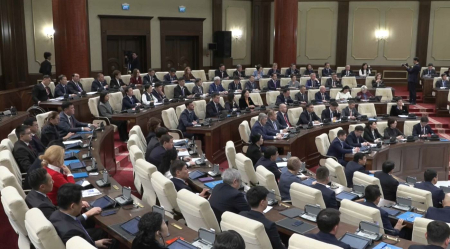 Құрылтайда республикалық бюджет жобасы мақұлданды