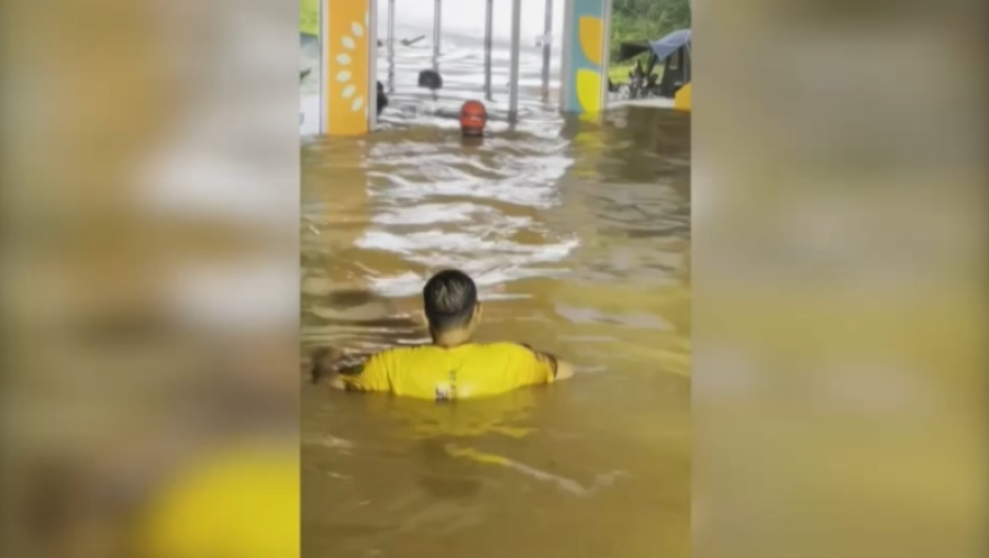 11 тысяч человек пострадали от наводнений в Малайзии