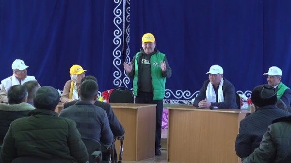 Кандидаты от партии «Ауыл» выслушали волнующие сельчан вопросы