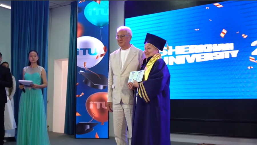  Таразда 74 жастағы әйел адам студент атанды