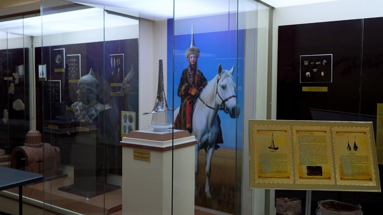 Қазақстандық ғалымдар 1959 жылы табылған күміс бас киімді зерттеп жатыр