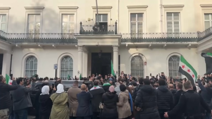 Посольство Сирии возобновило работу в Лондоне