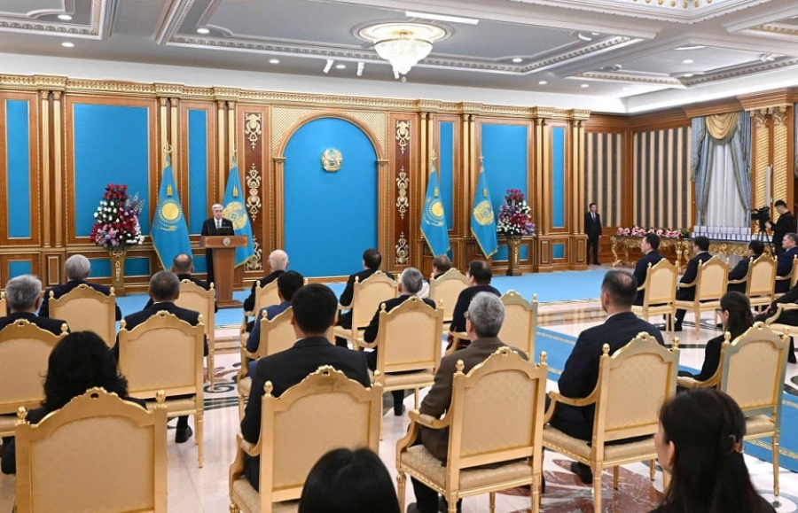 Президент принял участие в церемонии награждения ученых