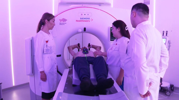 Астанада онкологиялық ауруларды анықтау және емдеуге арналған екі құрылғы іске қосылды