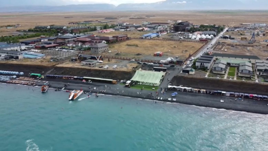 Безопасные условия для отдыха создадут на побережье Алаколя