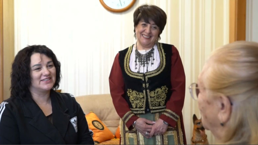 Қазақстанда тұратын гректер салт-дәстүрін берік ұстанады