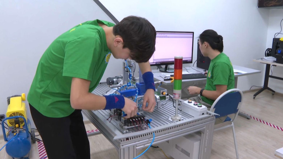 Маңғыстауда машина жасау және ІТ салада білікті кадрларға сұраныс артты