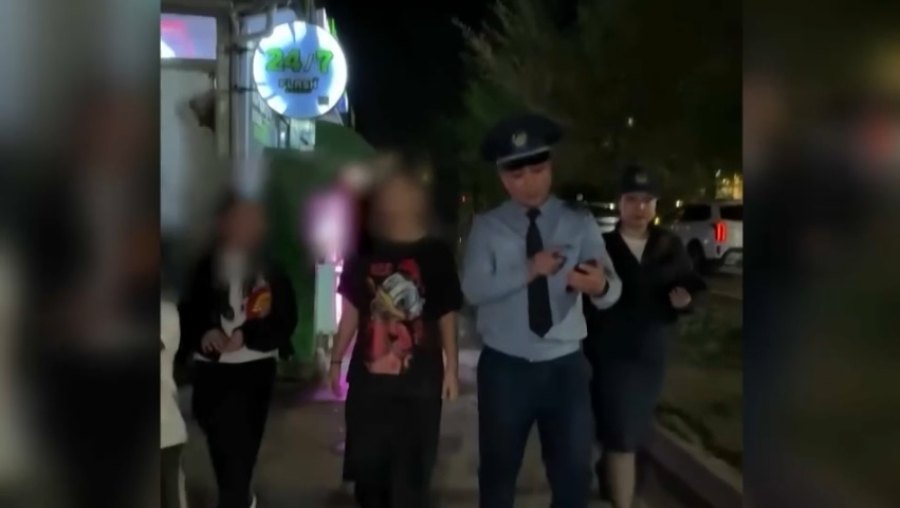 Почти 2,5 тысячи подростков доставили в полицию за три дня
