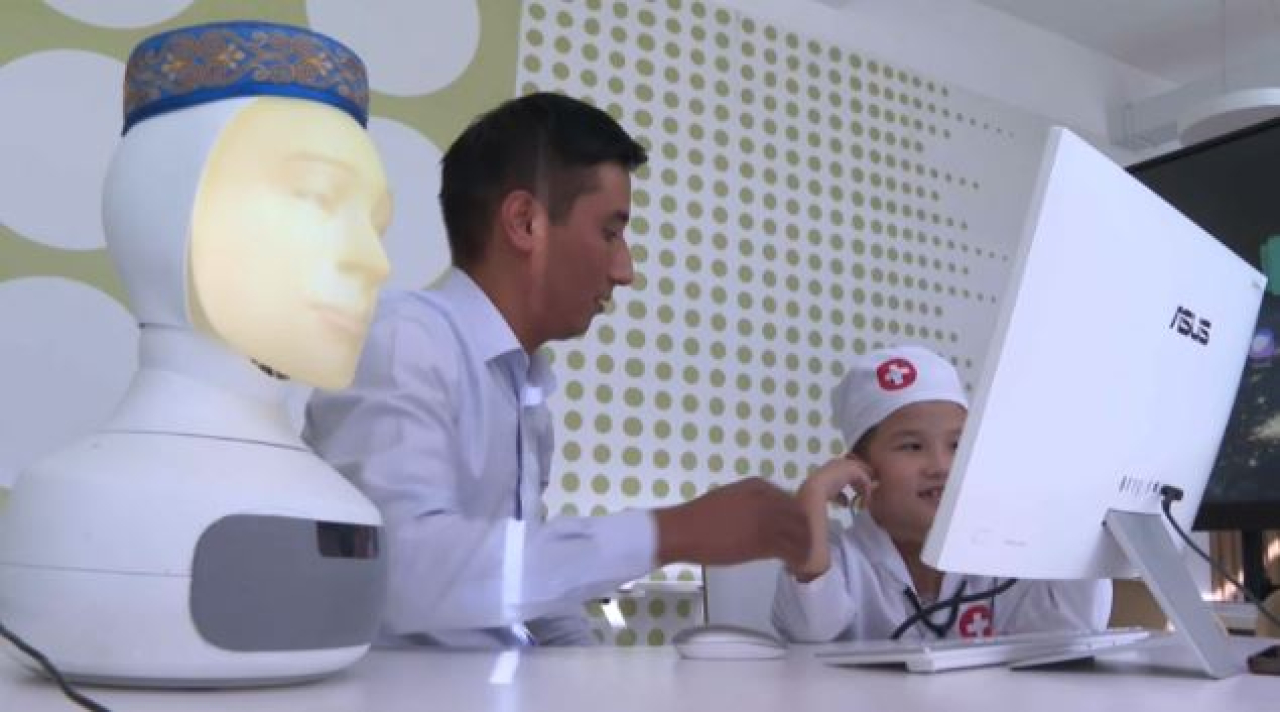 Шымкентте аутизмі бар балаларды оңалтуға құлтемір көмектеседі