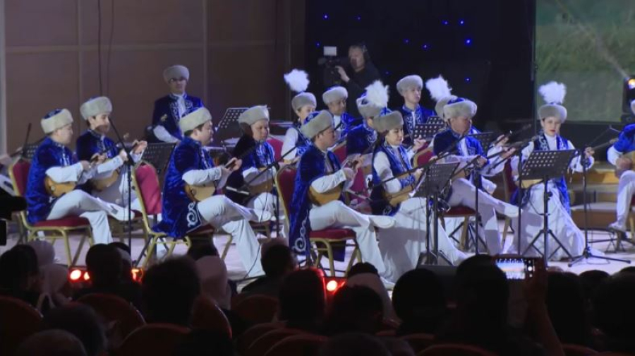 Юбилейный концерт памяти Жамбыла прошел в Алматы