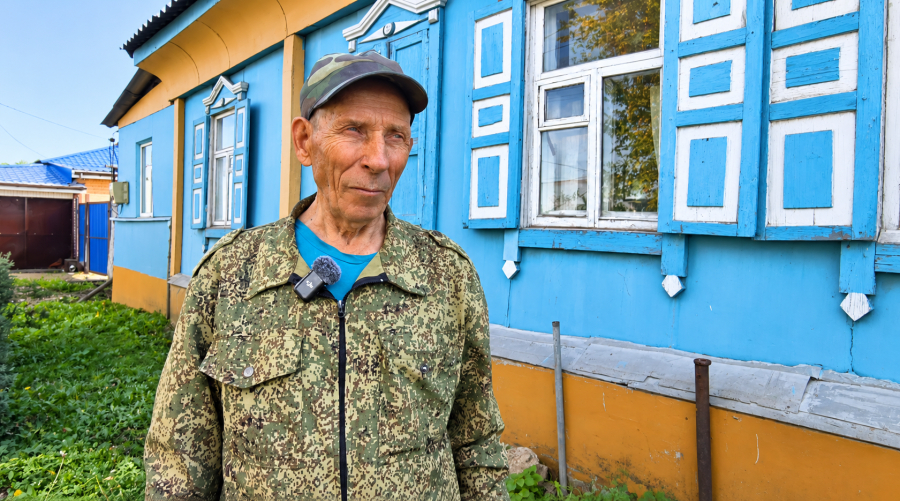 Nearly 80 and Still Volunteering: Petropavl Pensioner Helps Those in Need