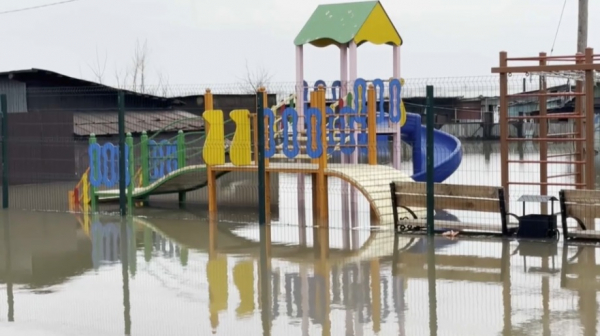 Режим ЧС продолжает действовать в 8 областях Казахстана