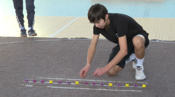 Асық ойнаған озар